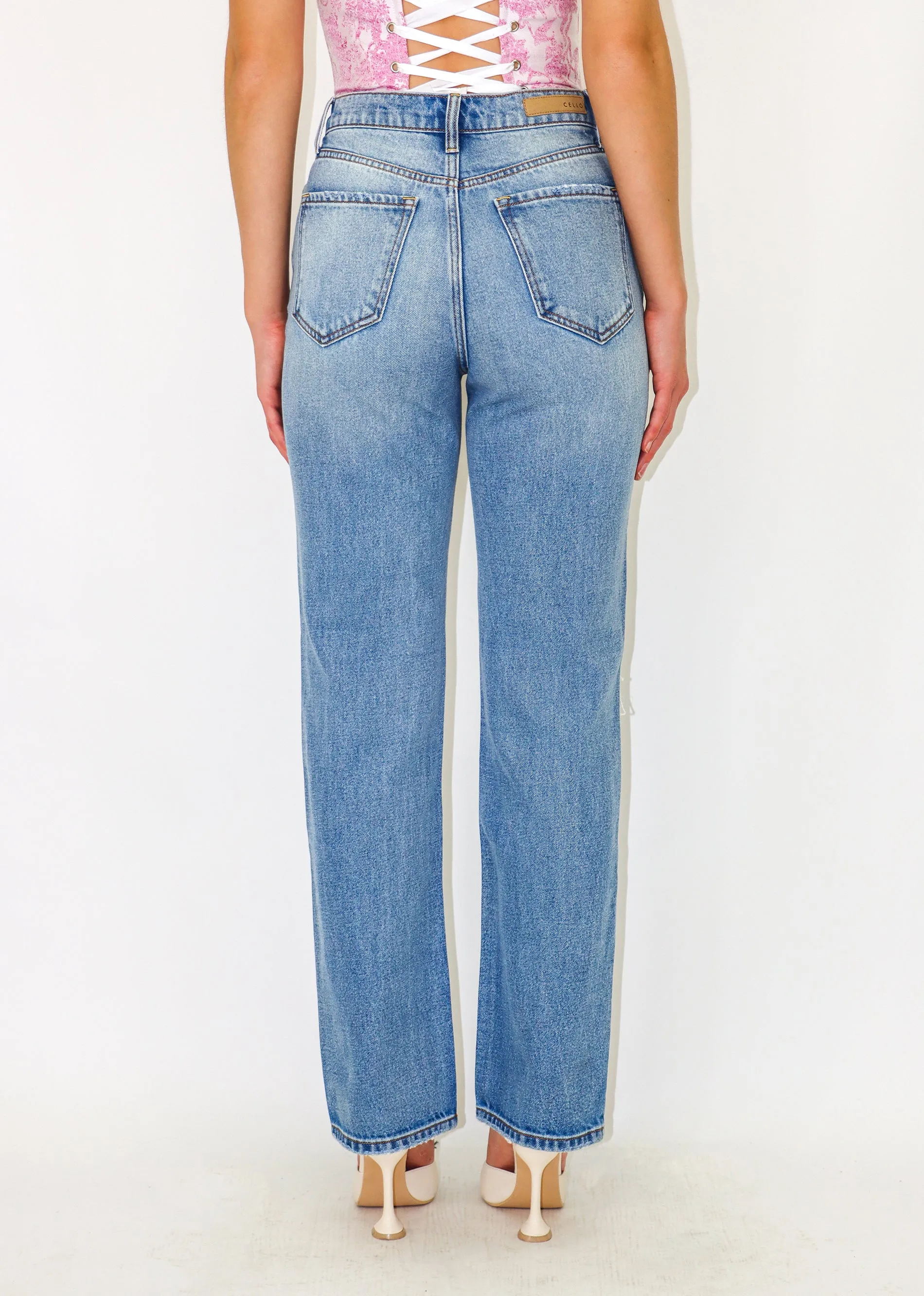 Hear Me Out Jeans ★ Light Wash